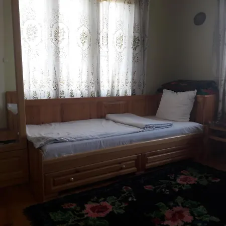 Vendégház Sharkov 2*